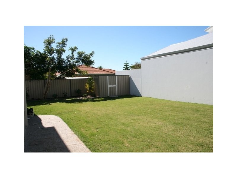 Sandstone Point QLD 4511