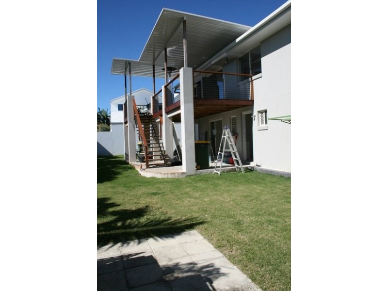 Sandstone Point QLD 4511
