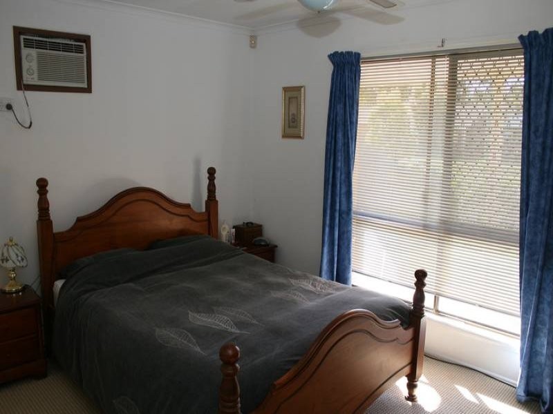 63 Tovey Road, Boronia Heights QLD 4124