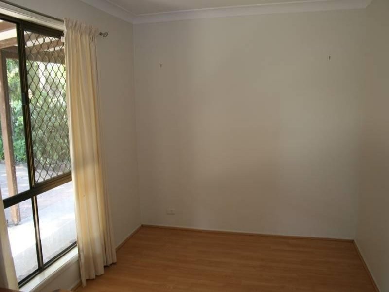 24 Lollard Street, Hillcrest QLD 4118