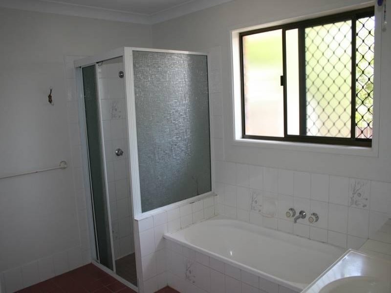 24 Lollard Street, Hillcrest QLD 4118