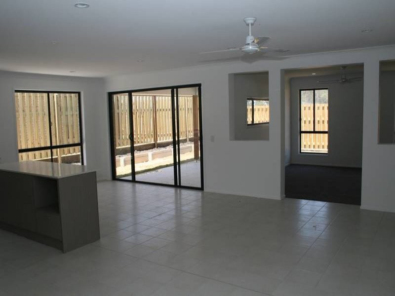 24 Flametree Street, Berrinba QLD 4117