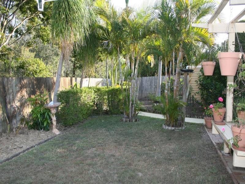 66 Haldham Crescent, Regents Park QLD 4118