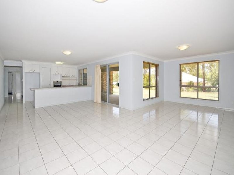 17-19 Quartz Close, New Beith QLD 4124