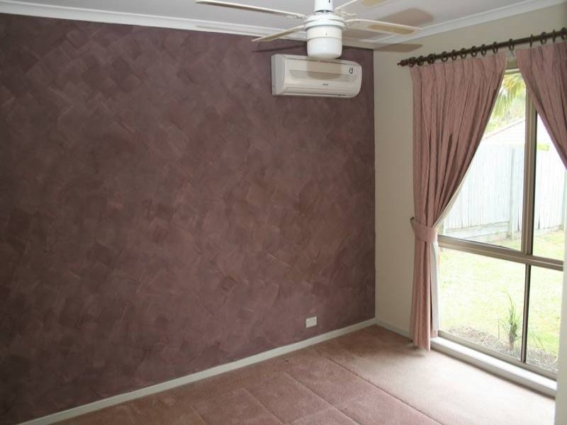 20 Bottlebrush Drive, Regents Park QLD 4118