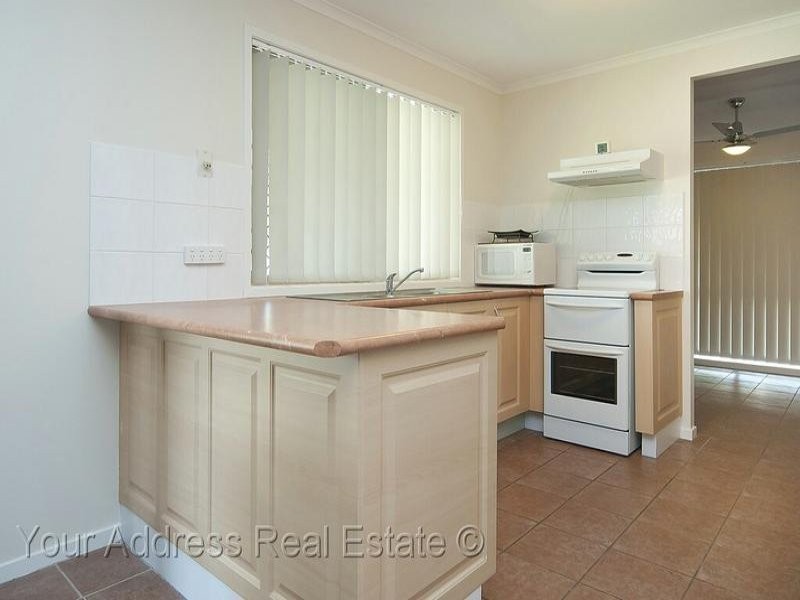 110 Bottlebrush Drive, Regents Park QLD 4118