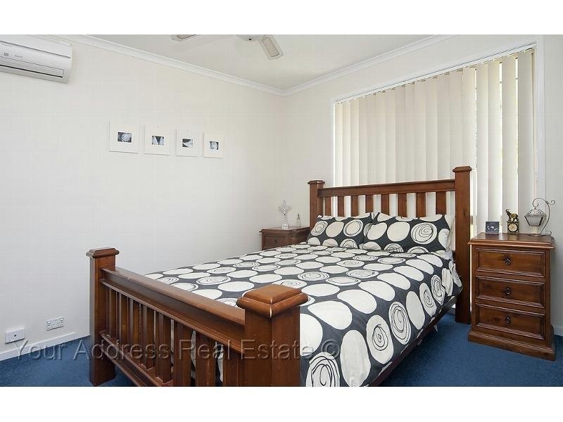 110 Bottlebrush Drive, Regents Park QLD 4118