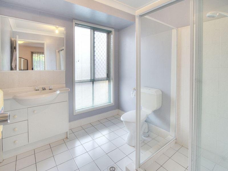 5 O’Neill Court, Calamvale QLD 4116