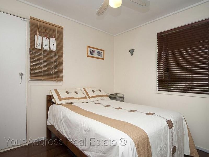 18 Modillion St, Woodridge QLD 4114