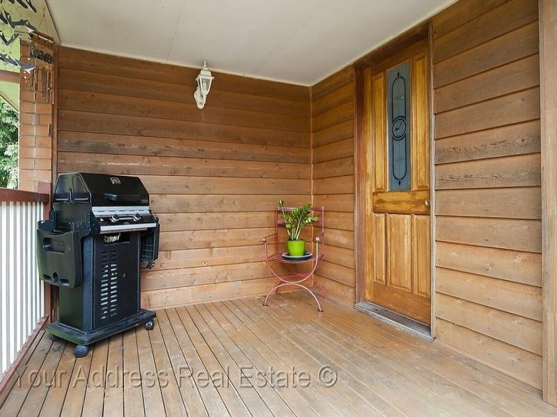 18 Modillion St, Woodridge QLD 4114