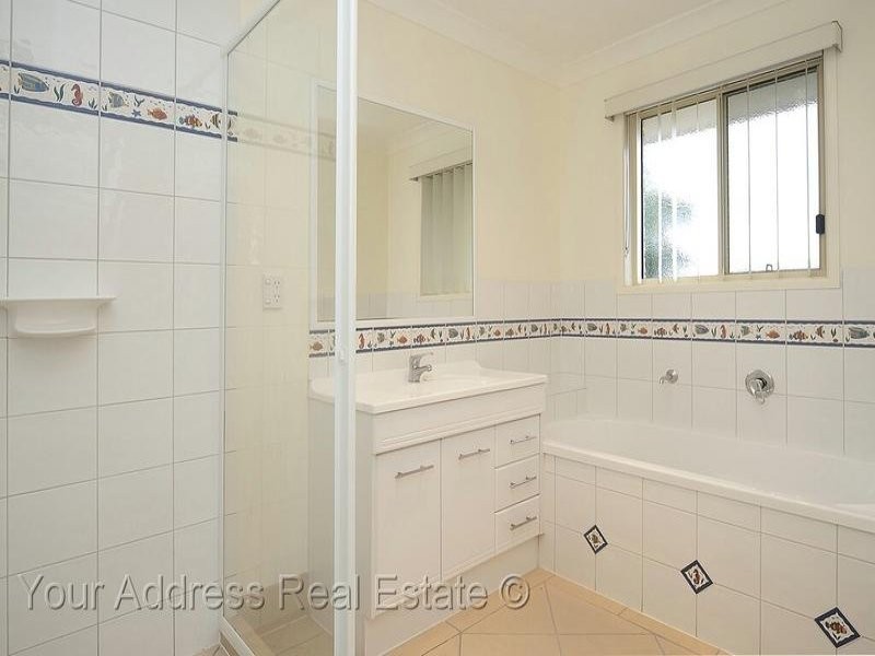 32 Brown Beech Crescent, Jimboomba QLD 4280