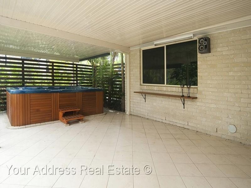 32 Brown Beech Crescent, Jimboomba QLD 4280
