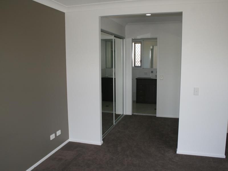 26 Flametree Crescent, Berrinba QLD 4117