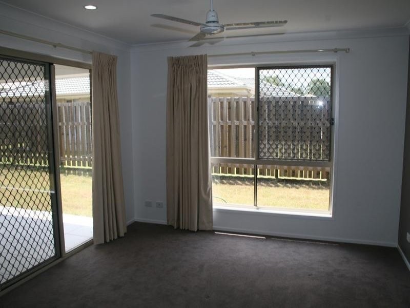 26 Flametree Crescent, Berrinba QLD 4117
