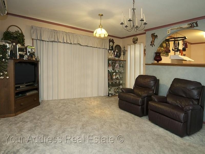 38 Centaurus Crescent, Regents Park QLD 4118