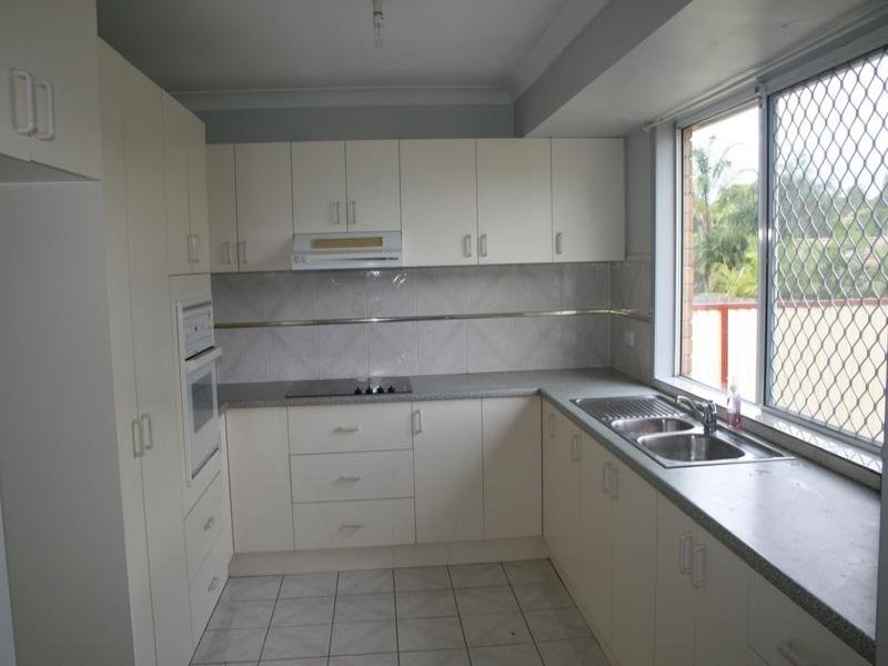 25 Indica Crescent, Regents Park QLD 4118