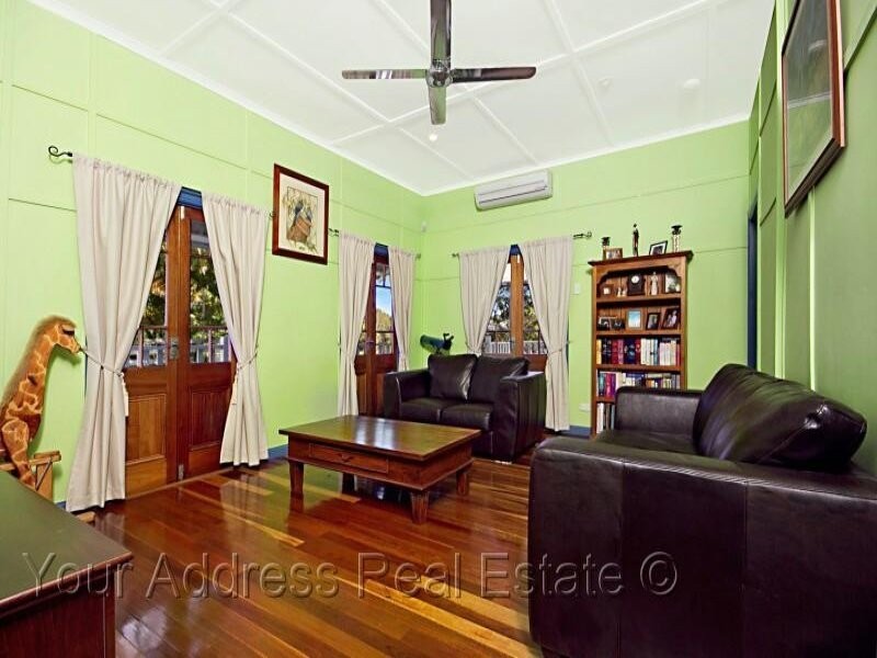 16 Jordan Street, Waterford QLD 4133