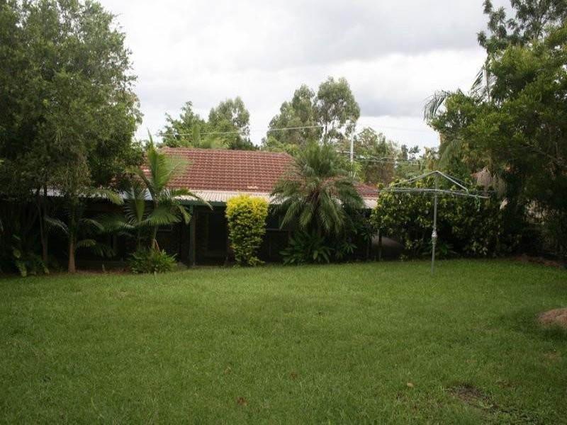 32 Dracon Street, Regents Park QLD 4118