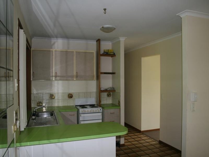 32 Dracon Street, Regents Park QLD 4118