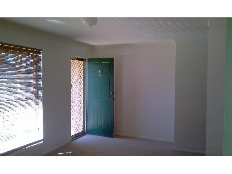 5 Sandheath Court, Regents Park QLD 4118