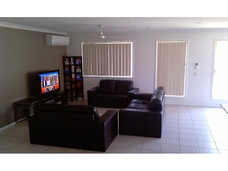 3 Flametree Crescent, Berrinba QLD 4117