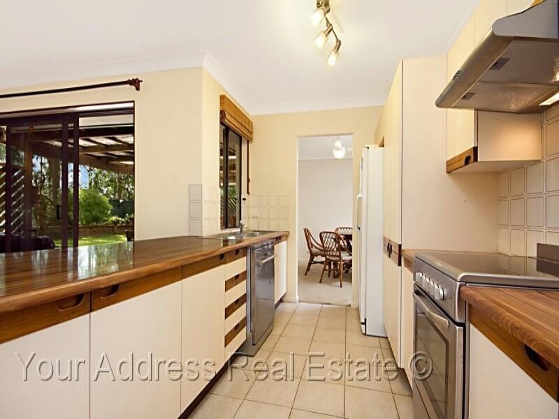 35 Volant Street, Regents Park QLD 4118