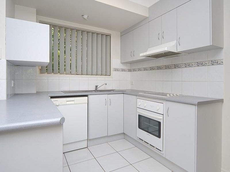 18/138 Golden Avenue, Calamvale QLD 4116