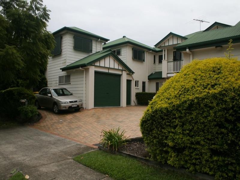 1/80 Victoria Terrace, Greenslopes QLD 4120