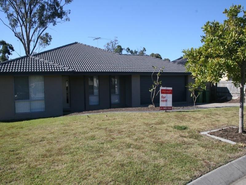 32 Jeff Collins Drive, Bellbird Park QLD 4300