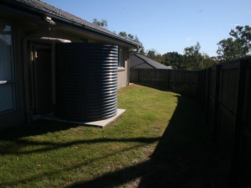 32 Jeff Collins Drive, Bellbird Park QLD 4300