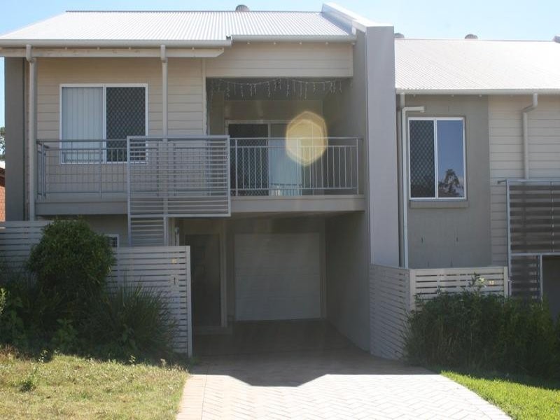 15 Riverside Crescent, Springfield Lakes QLD 4300