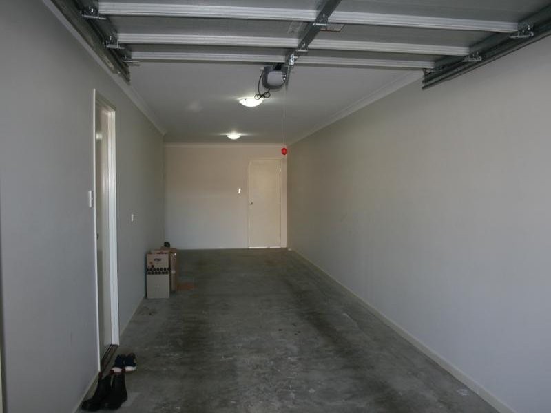 15 Riverside Crescent, Springfield Lakes QLD 4300