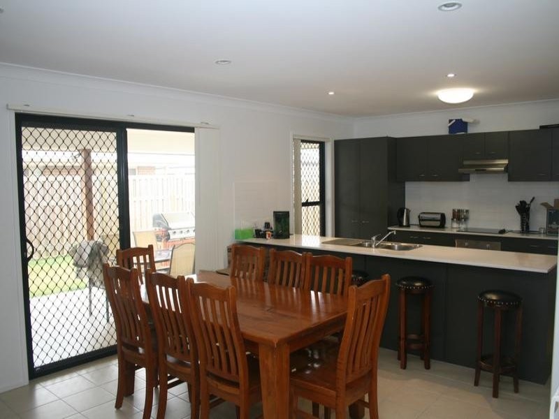 18 Fairweather Street, Berrinba QLD 4117