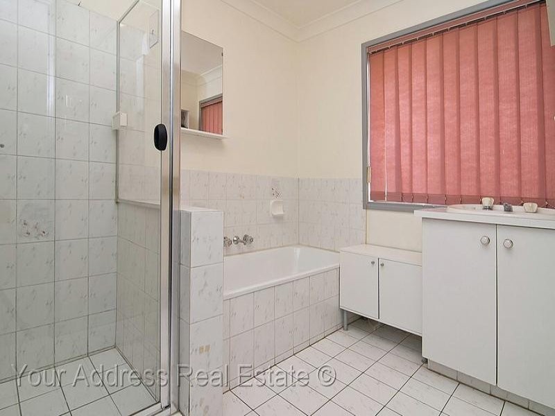 2 Lee Court, Greenbank QLD 4124