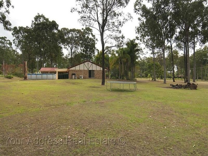 2 Lee Court, Greenbank QLD 4124