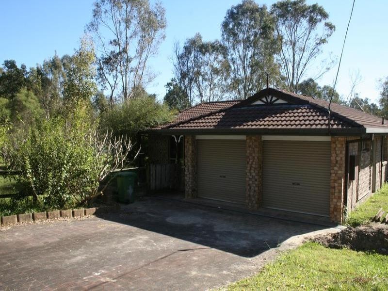 14-16 Maximir Street, Greenbank QLD 4124