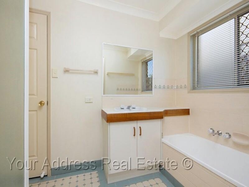 27 Rutyna, Crestmead QLD 4132