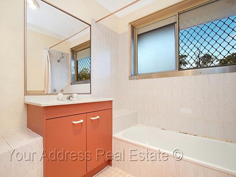 5/6 Peverell Street, Hillcrest QLD 4118