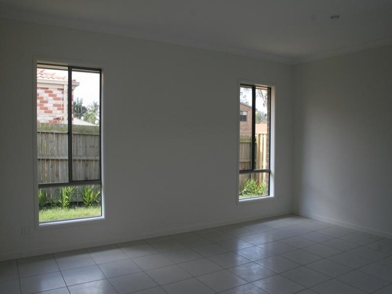 49 Fourth Avenue, Marsden QLD 4132