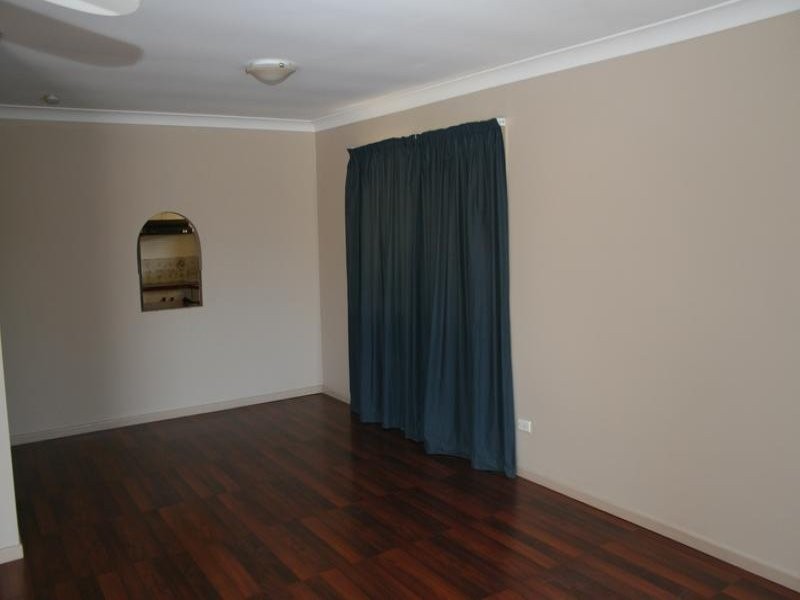 6 Dampier Court, Boronia Heights QLD 4124