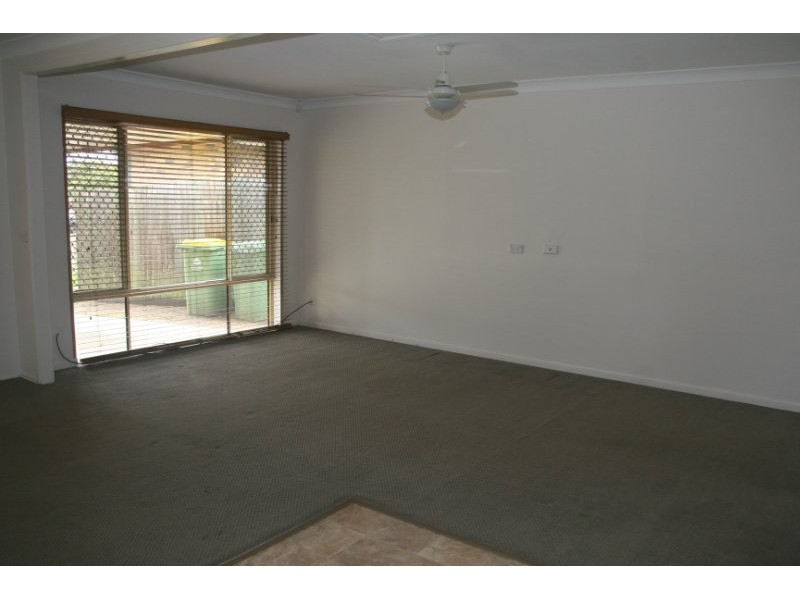 19 Burdekin Court, Hillcrest QLD 4118