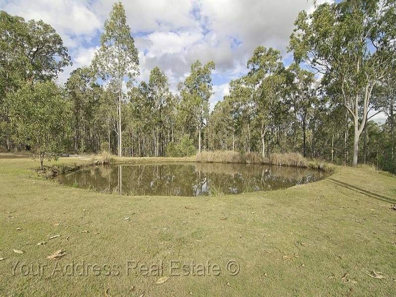 2 Jabiru Avenue, Greenbank QLD 4124