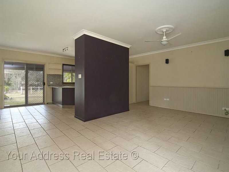 82 Sylvan Road, Park Ridge South QLD 4125