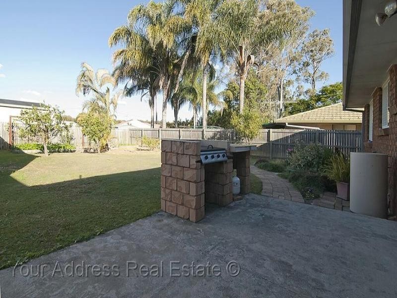 27 Emerald Drive, Regents Park QLD 4118