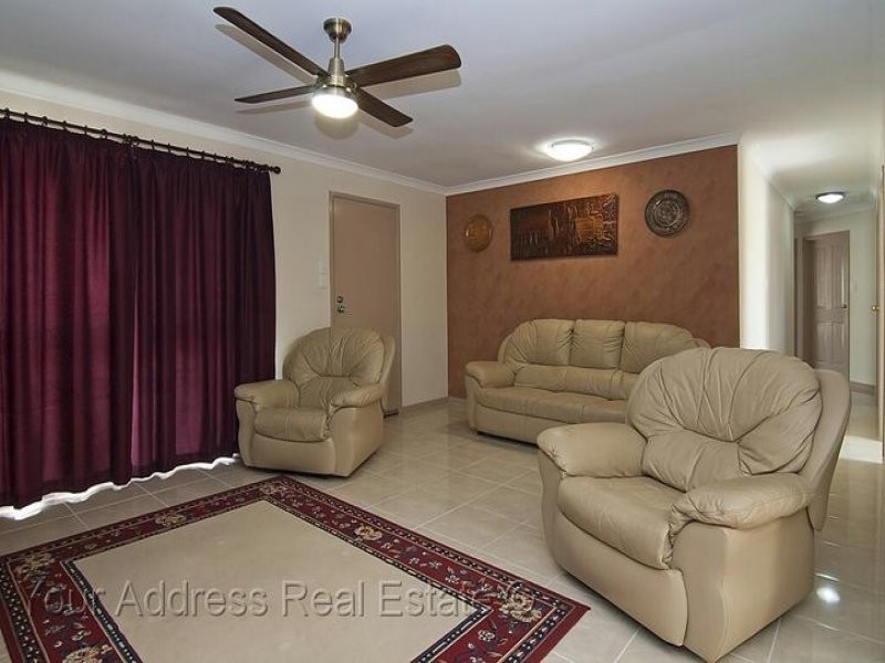 8 Pitt Court, Crestmead QLD 4132