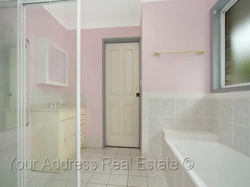 38 Furzer Street, Browns Plains QLD 4118
