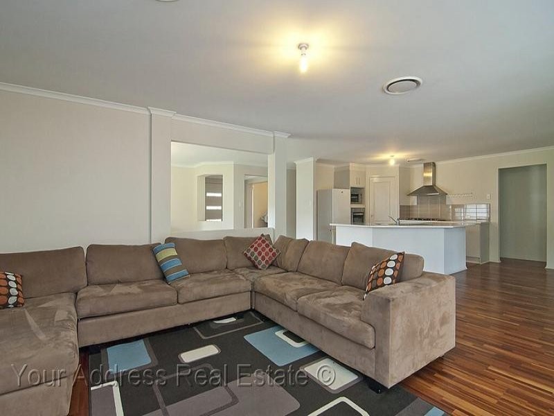 8-10 Goldfinch Court, Greenbank QLD 4124