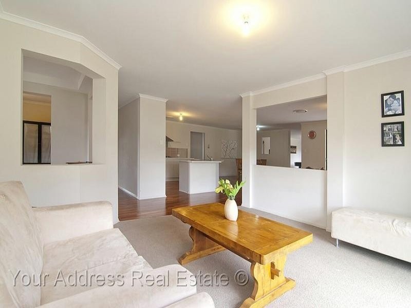 8-10 Goldfinch Court, Greenbank QLD 4124