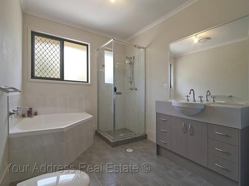8-10 Goldfinch Court, Greenbank QLD 4124