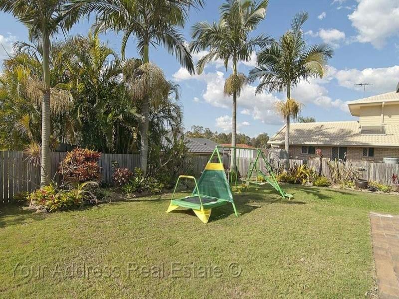 24 Bottlebrush Drive, Regents Park QLD 4118